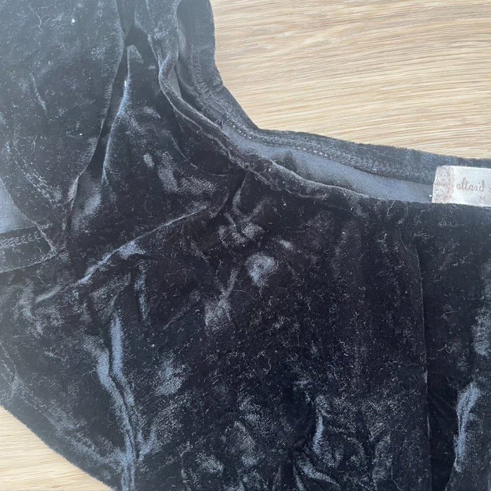 ** Altar’d State Marina Black Velvet Bodysuit Size medium - Picture 7 of 11